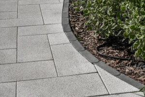 Купить бордюры БРШ.50.20.8 гладкий серый от производителя - «Поревит»