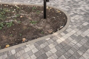 Тротуарная плитка Антик  Б.3.А.6 гранит н/м листопад (черный,белый) - Антрацит