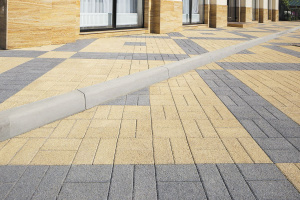 Купите дорожные бордюры БР.100.30.15 гладкий серый в Тюмени от производителя - Компания «Выбор»